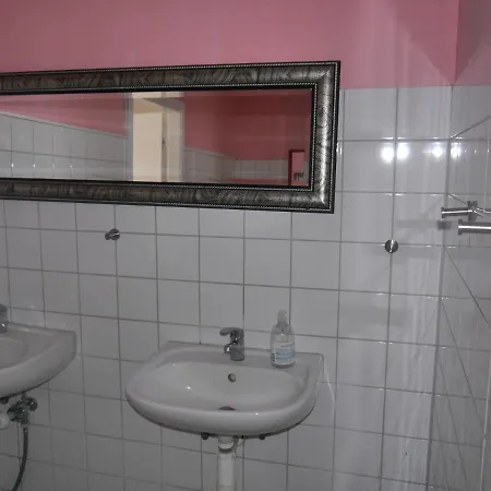 Apartment Familienurlaub Auf Dem Land - 10 Minuten Von Templin