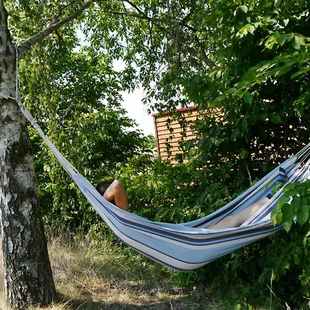 Apartment Familienurlaub Auf Dem Land - Haustierfreundlich - 10 Minuten Von Templin *